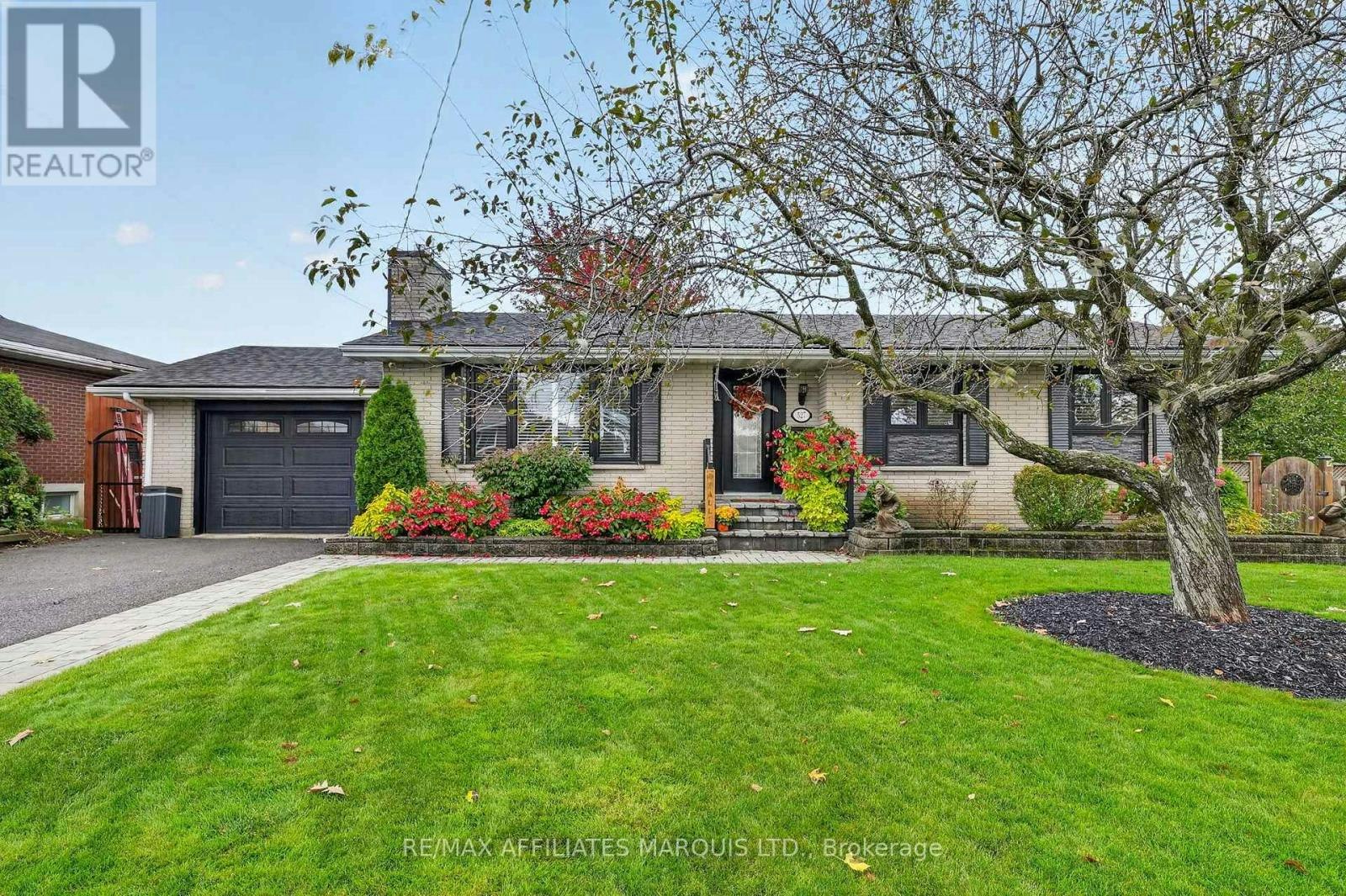 527 Blossom Park Drive, Cornwall, ON, K6H 5N1