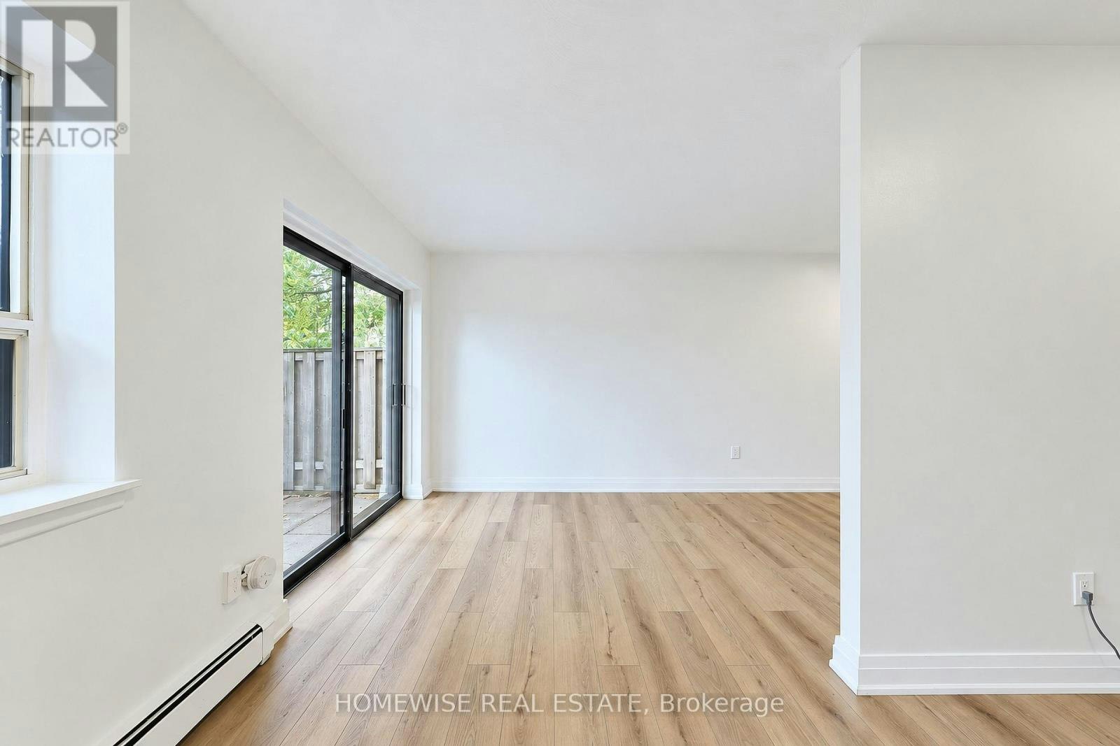 8-31 Sedgeley Drive, Toronto, ON, M9R 1Z5 - 13