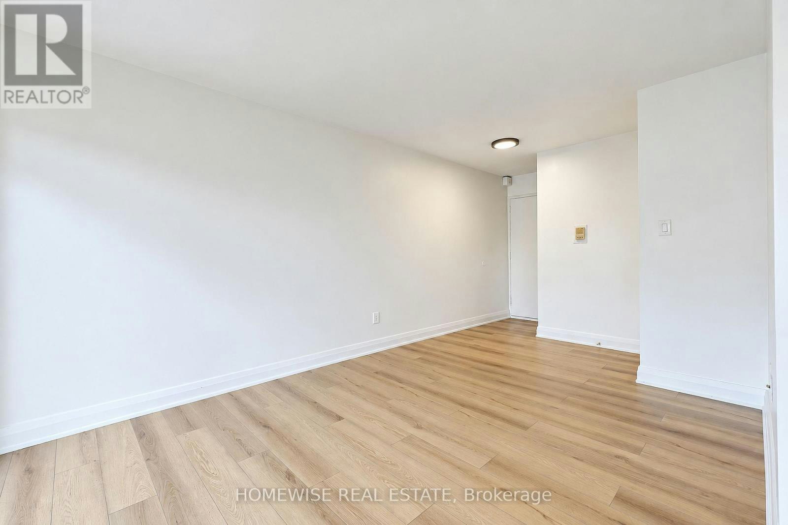 8-31 Sedgeley Drive, Toronto, ON, M9R 1Z5 - 10