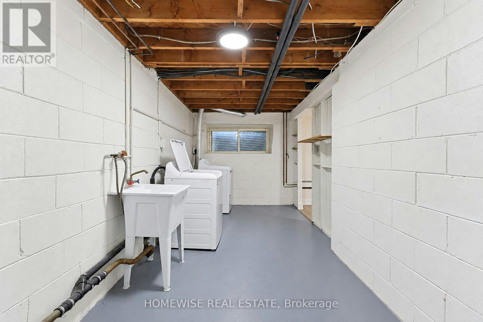 8-31 Sedgeley Drive, Toronto, ON, M9R 1Z5 - 31