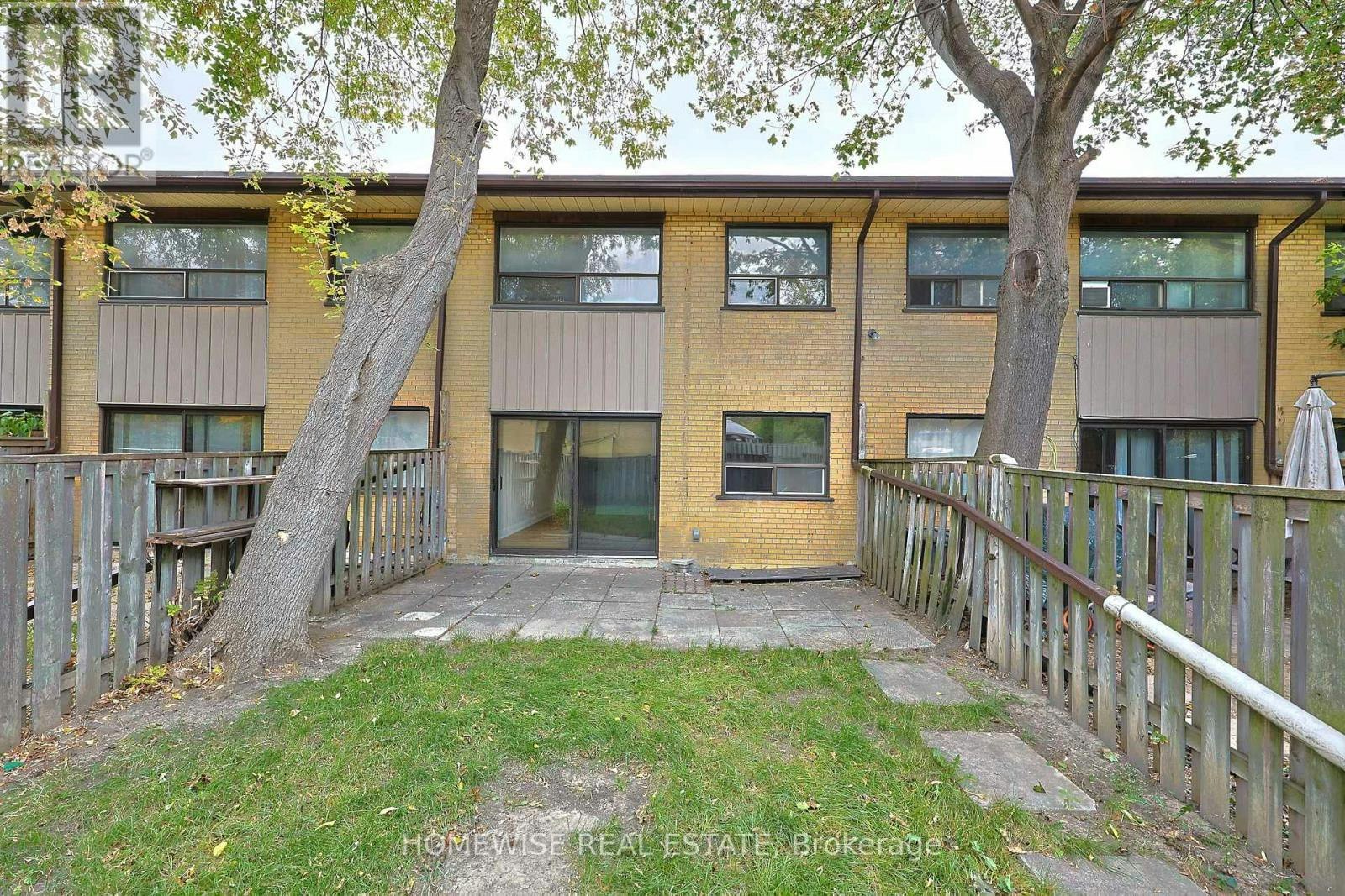 8-31 Sedgeley Drive, Toronto, ON, M9R 1Z5 - 34