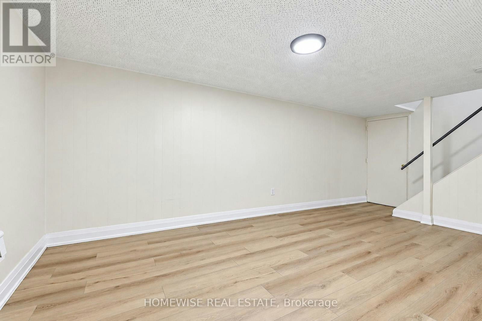 8-31 Sedgeley Drive, Toronto, ON, M9R 1Z5 - 29