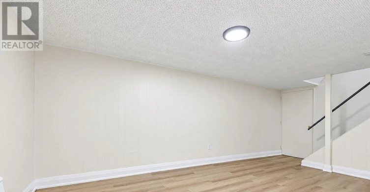 8-31 Sedgeley Drive, Toronto, ON, M9R 1Z5 - 29