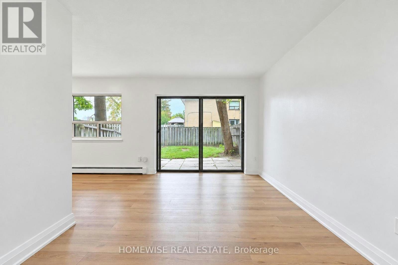 8-31 Sedgeley Drive, Toronto, ON, M9R 1Z5 - 4