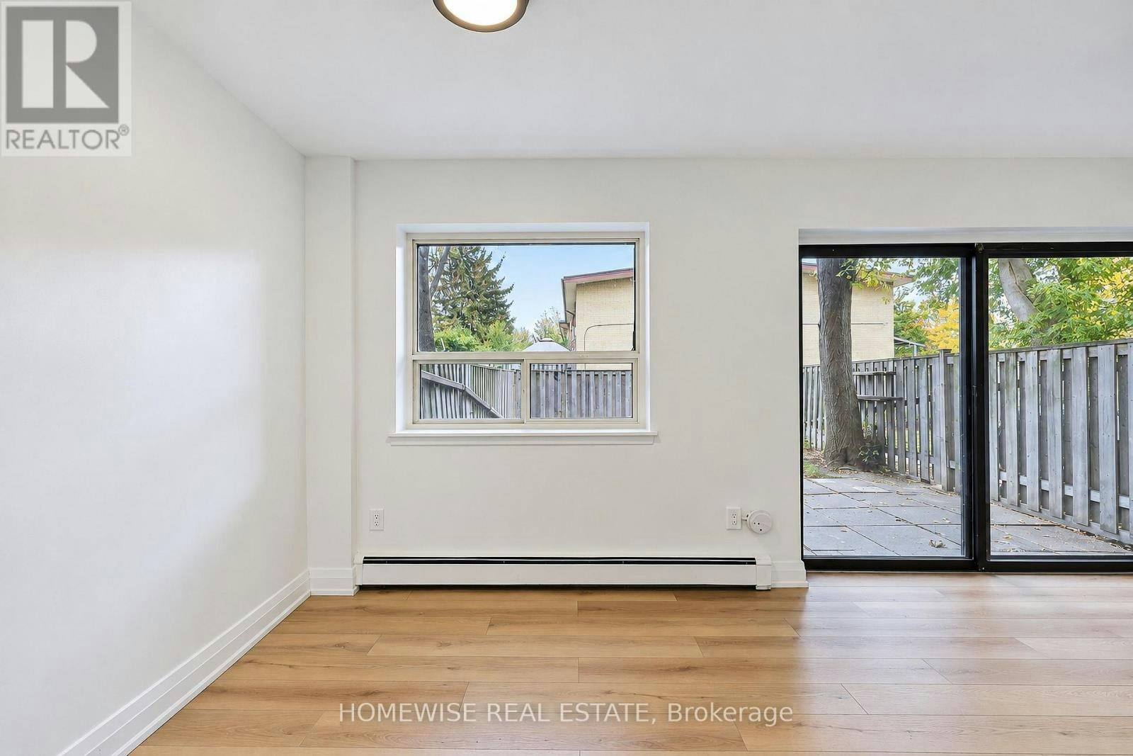 8-31 Sedgeley Drive, Toronto, ON, M9R 1Z5 - 11