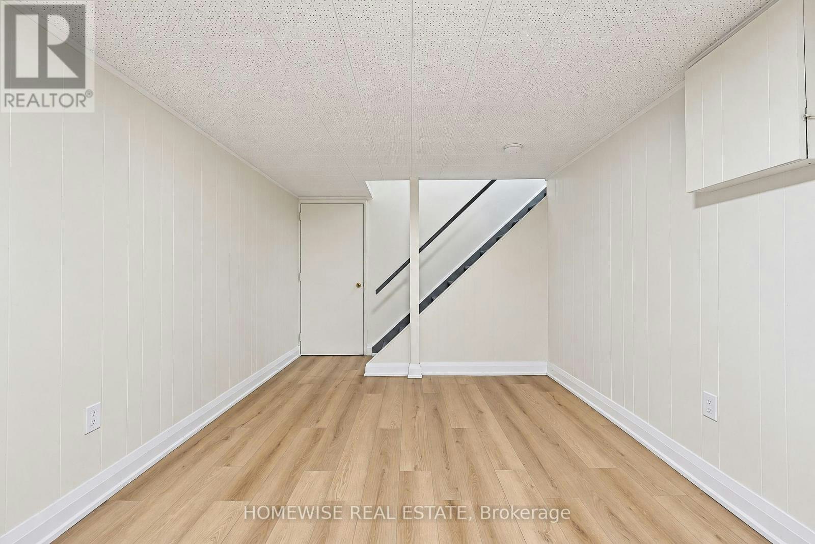 8-31 Sedgeley Drive, Toronto, ON, M9R 1Z5 - 28