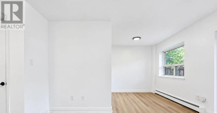 8-31 Sedgeley Drive, Toronto, ON, M9R 1Z5 - 5