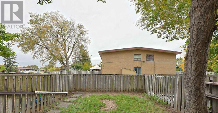 8-31 Sedgeley Drive, Toronto, ON, M9R 1Z5 - 33