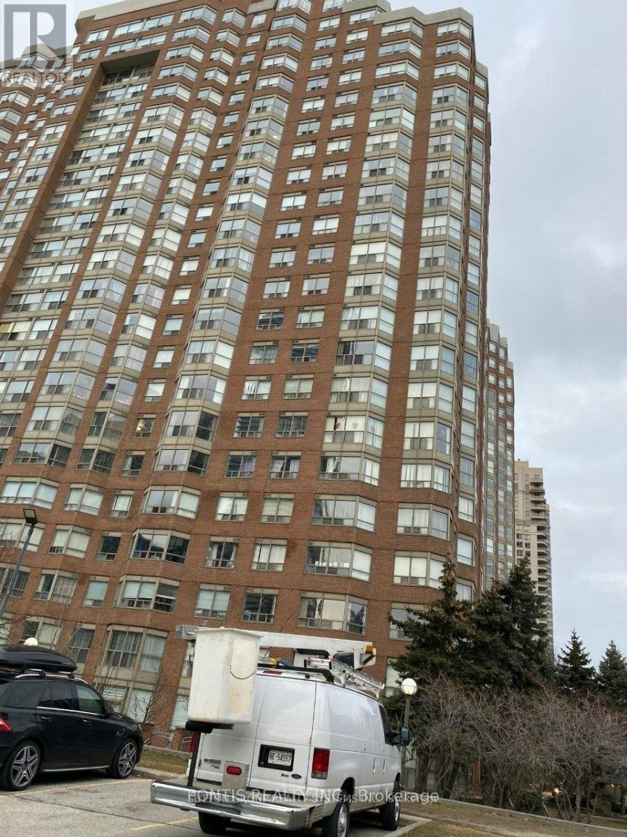 310-325 Webb Drive, Mississauga, ON, L5B 3Z9 - 2