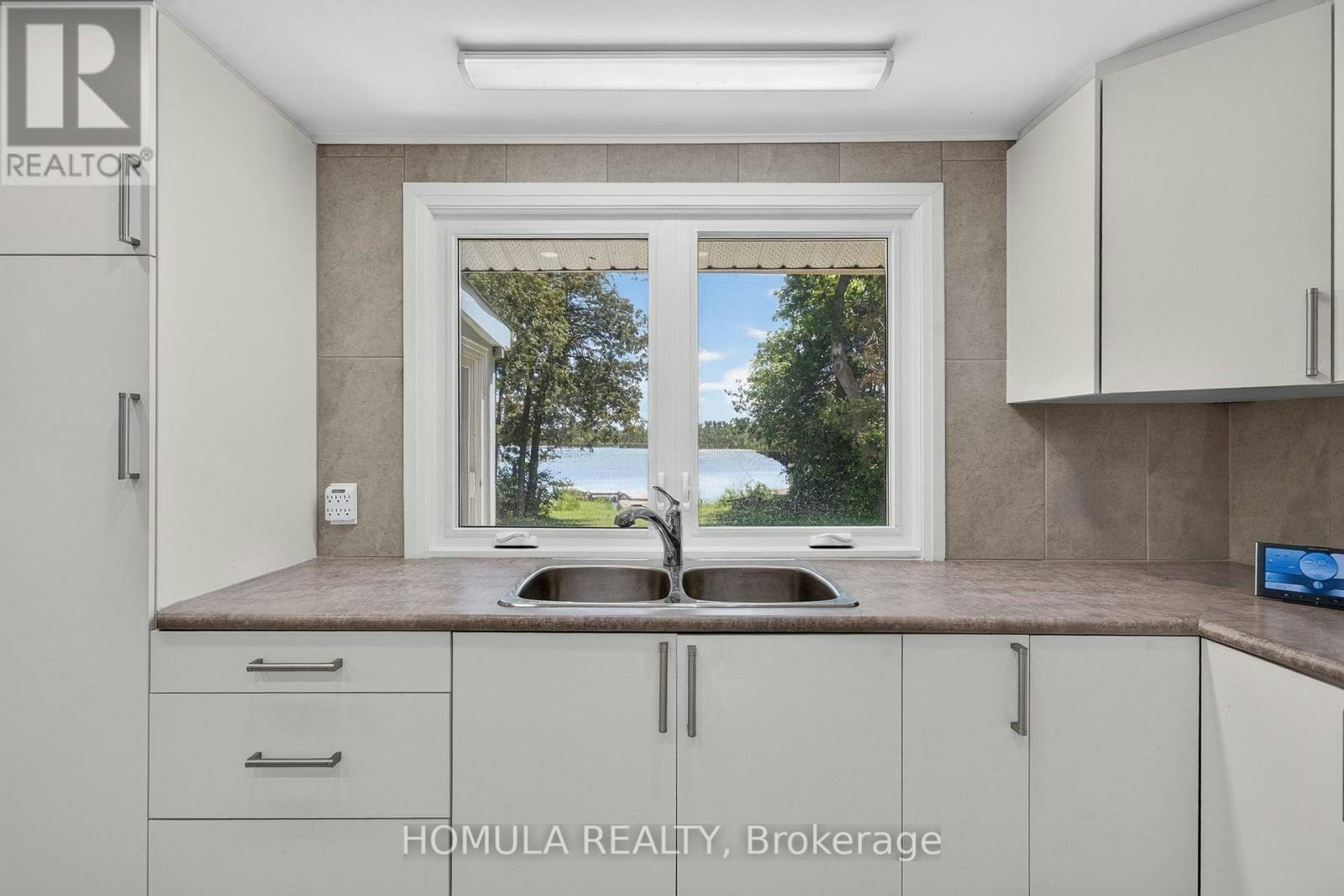 24 Riverside Drive, Kawartha Lakes, ON, K9V 0H6 - 18