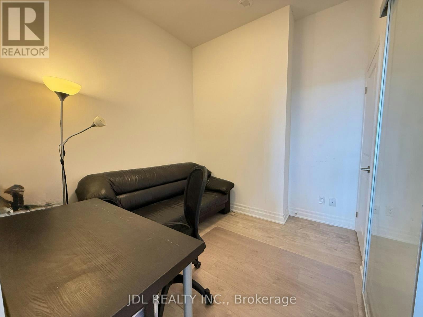 704-18 Rouge Valley Drive W, Markham, ON, L6G 0H1 - 12
