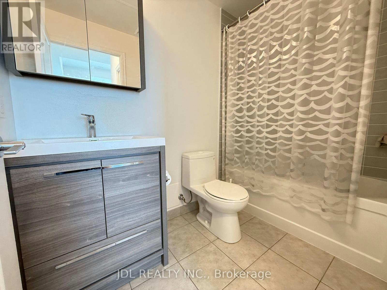 704-18 Rouge Valley Drive W, Markham, ON, L6G 0H1 - 17