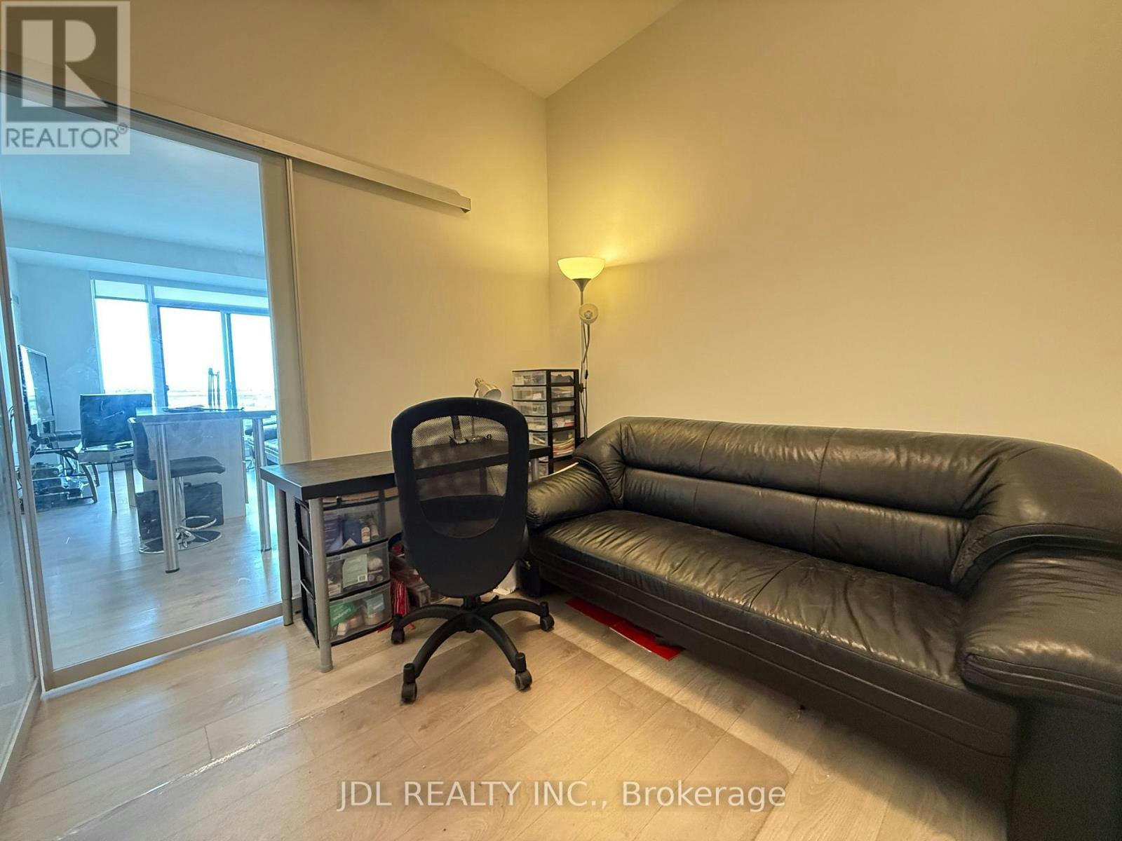 704-18 Rouge Valley Drive W, Markham, ON, L6G 0H1 - 11