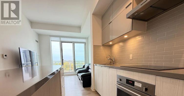 704-18 Rouge Valley Drive W, Markham, ON, L6G 0H1 - 5