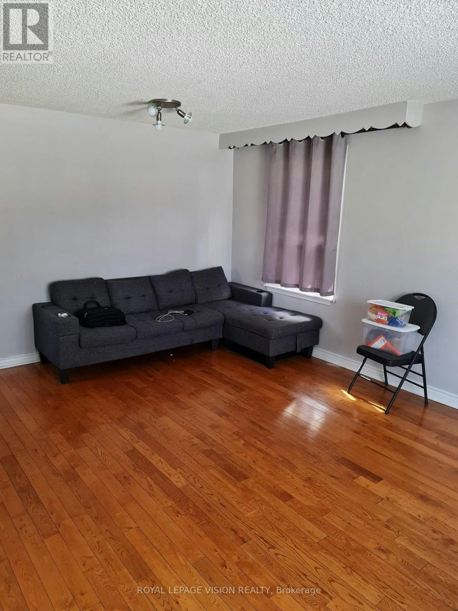 MAIN-25 Par Avenue, Toronto, ON, M1G 2G5 - 2