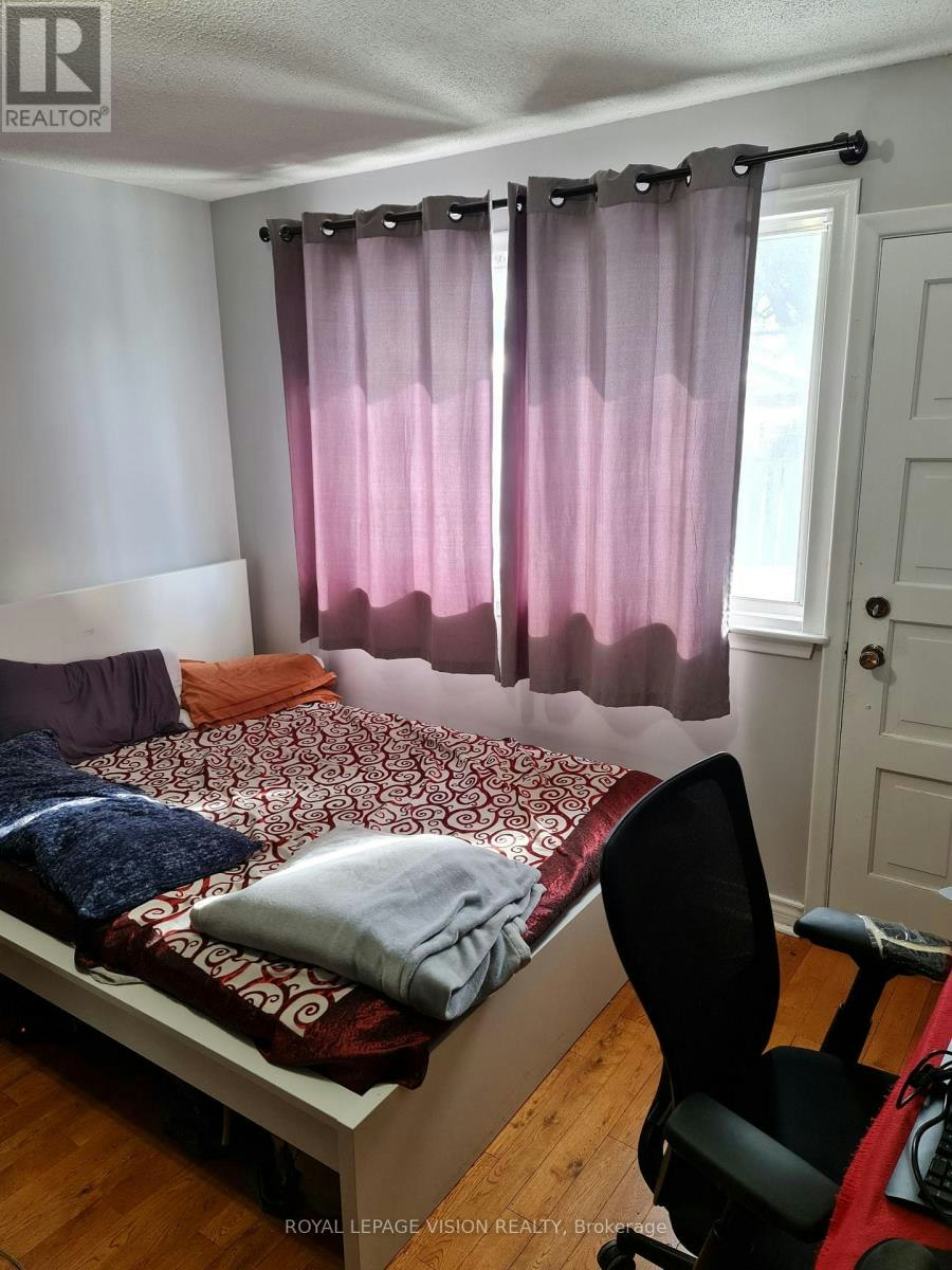 MAIN-25 Par Avenue, Toronto, ON, M1G 2G5 - 5