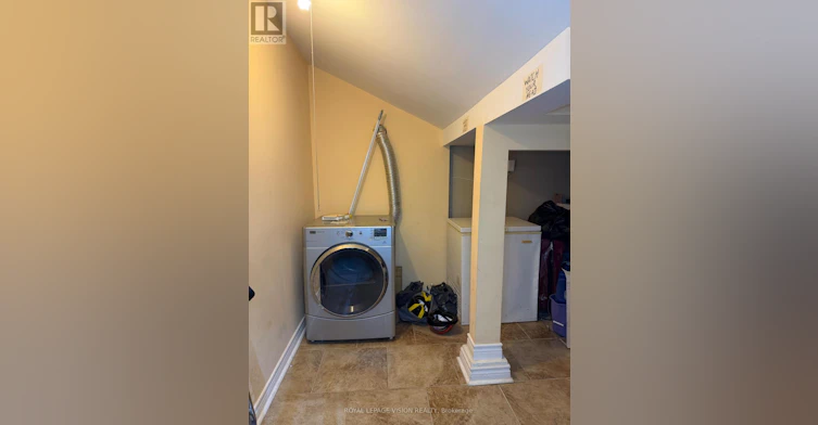 BASEMENT-25 Par Avenue, Toronto, ON, M1G 2G5 - 11