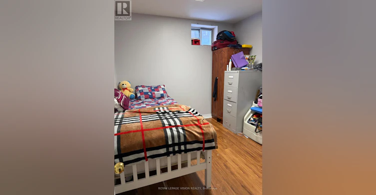 BASEMENT-25 Par Avenue, Toronto, ON, M1G 2G5 - 9