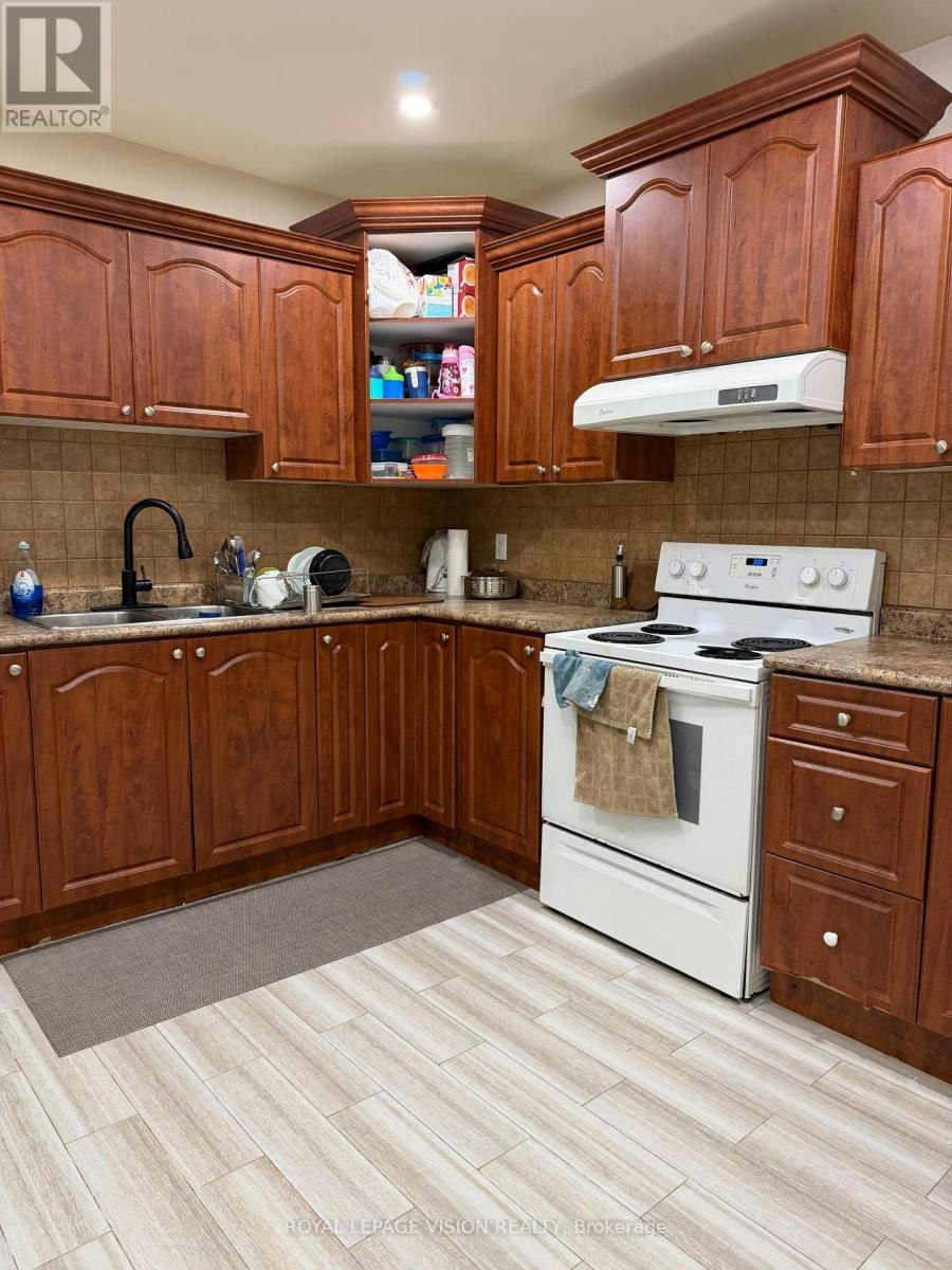 BASEMENT-25 Par Avenue, Toronto, ON, M1G 2G5 - 2