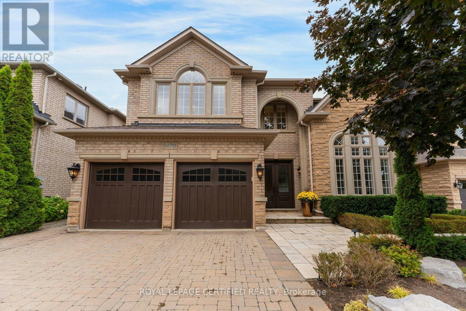 2479 Bon Echo Drive, Oakville, ON, L6H 7R1 - 2