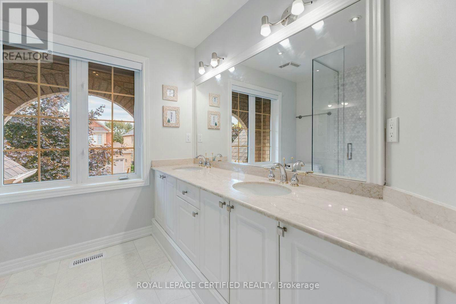 2479 Bon Echo Drive, Oakville, ON, L6H 7R1 - 20