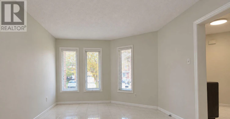 521 Chieftan Circle, Mississauga, ON, L4Z 3A5 - 4