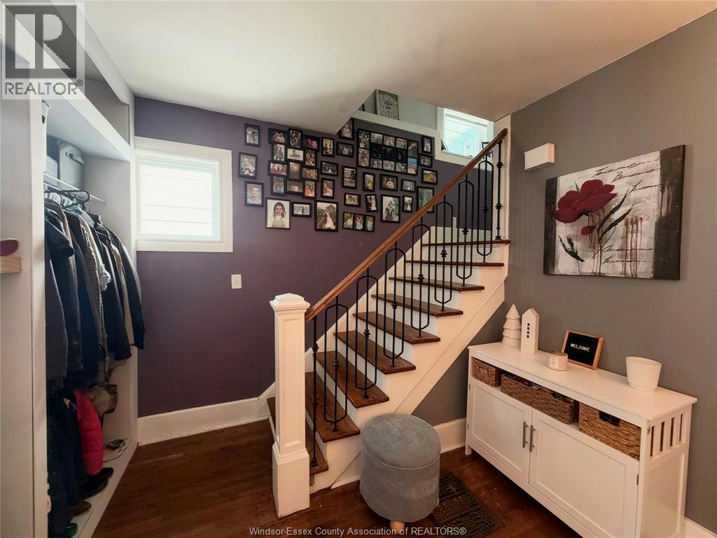 1508 Gladstone Avenue, Windsor, ON, N8X 2R1 - 2