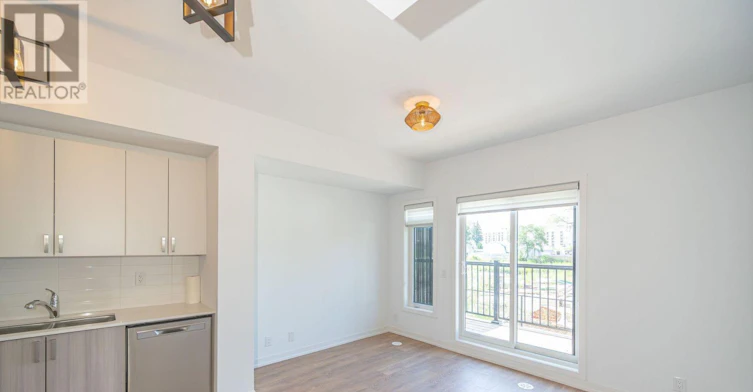 29 Spruce Pines Crescent, Toronto, ON, M4A 1Y7 - 14