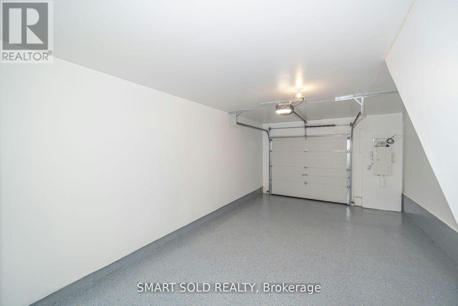 29 Spruce Pines Crescent, Toronto, ON, M4A 1Y7 - 10