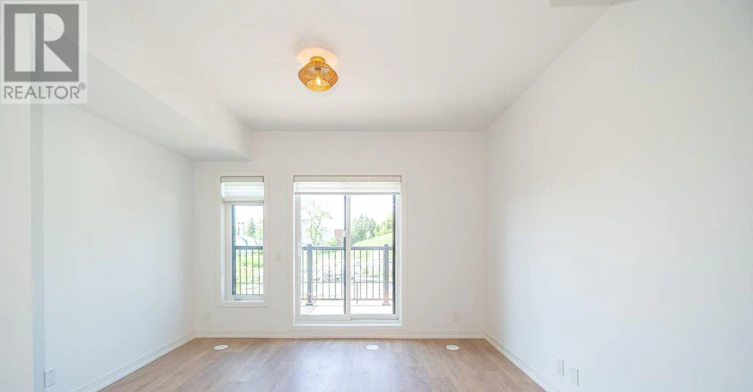 29 Spruce Pines Crescent, Toronto, ON, M4A 1Y7 - 17