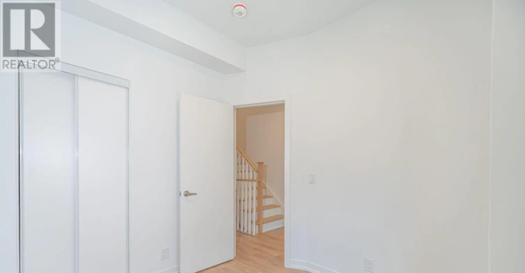 29 Spruce Pines Crescent, Toronto, ON, M4A 1Y7 - 23