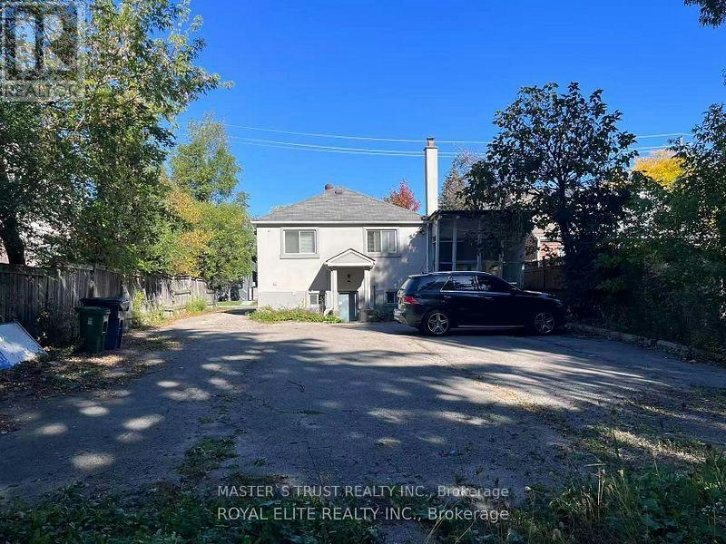 89 Finch Avenue E, Toronto, ON, M2N 4R4