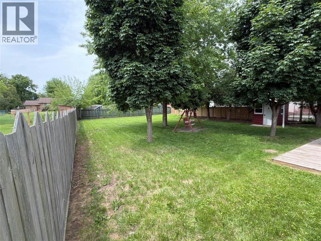 1201 Giffel Road, Sarnia, ON, N7S 3K5 - 30