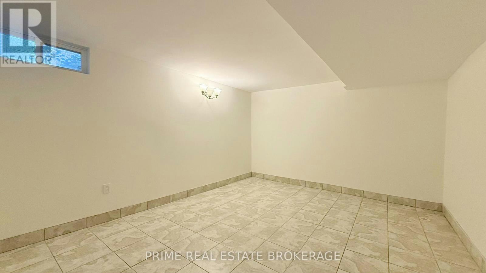 2007 Royal Crescent, London, ON, N5V 1P1 - 16