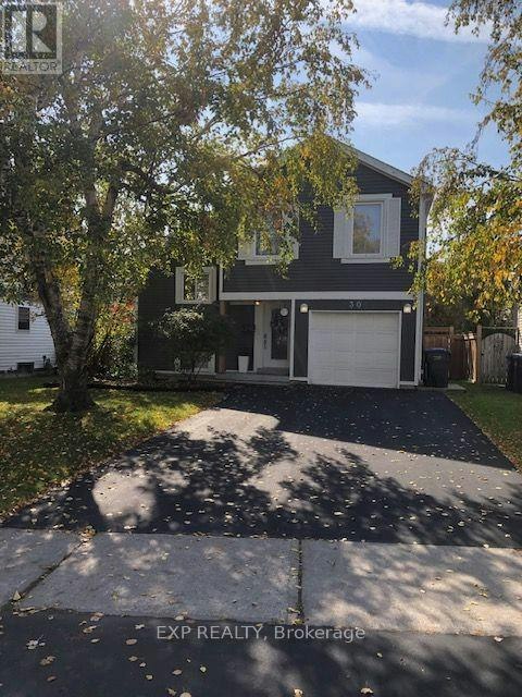 30 Somerset Drive, Brampton, ON, L6Z 1C7