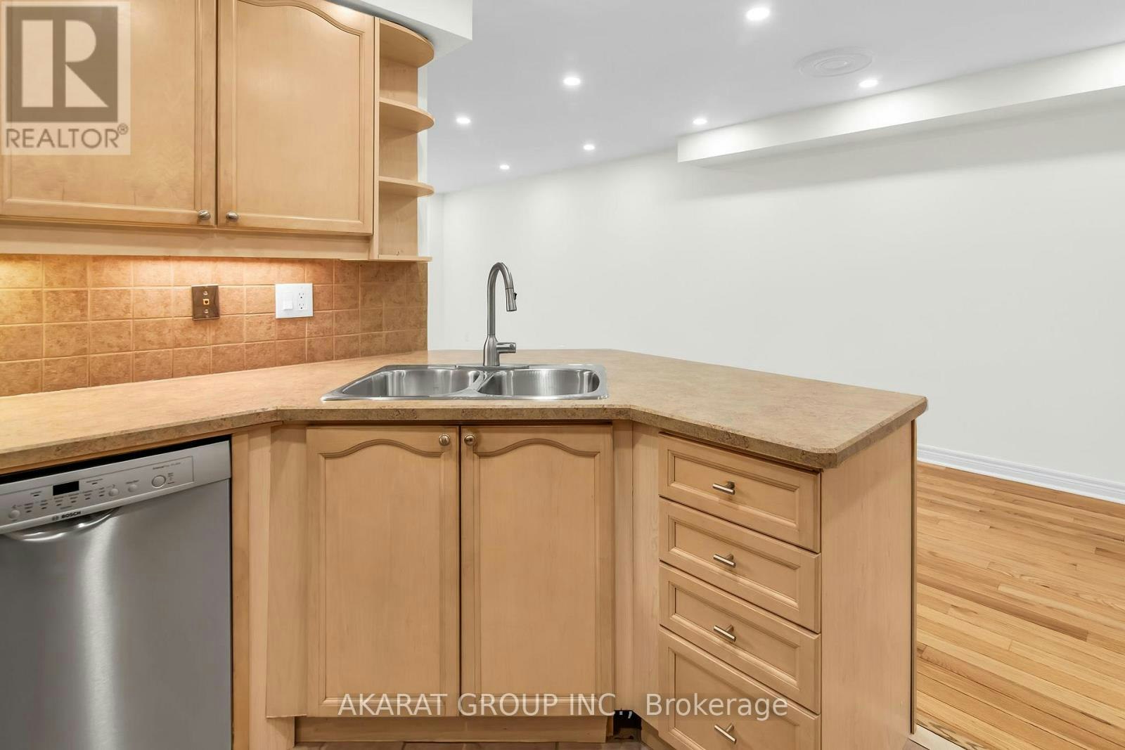 43-2250 Rockingham Drive, Oakville, ON, L6H 6J3 - 15