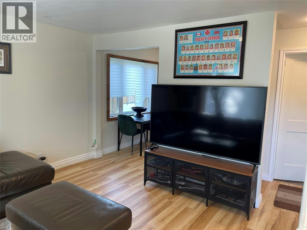 580 Cromwell Street, Sarnia, ON, N7T 3Z4 - 7