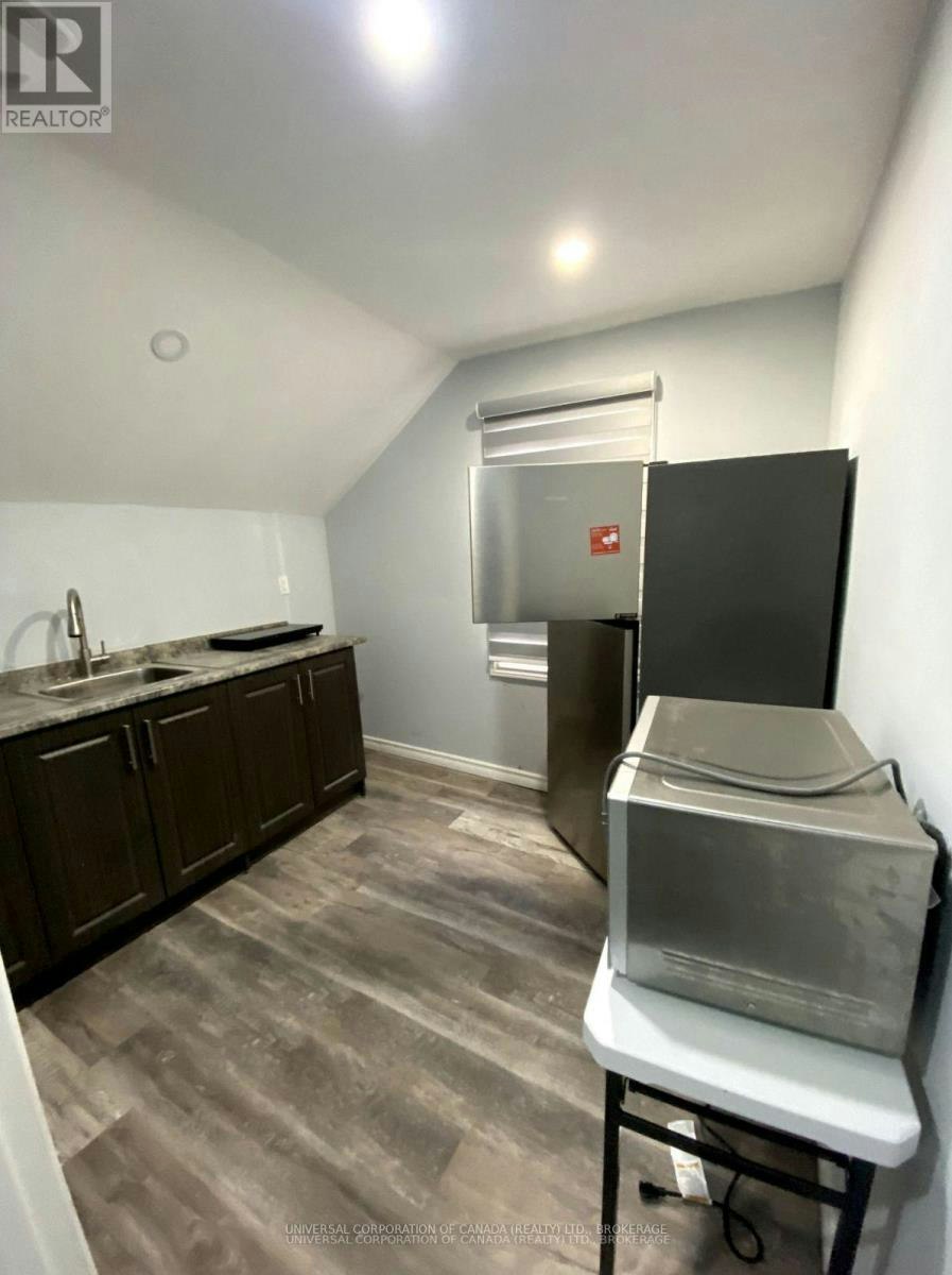 137 Ross Street, St. Thomas, ON, N5R 3X9 - 3