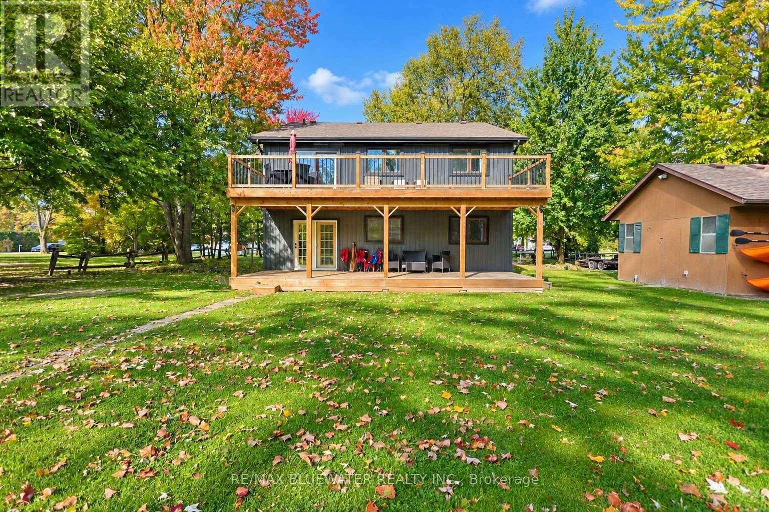 8437 Defore Drive, Lambton Shores, ON, N0M 1T0 - 36
