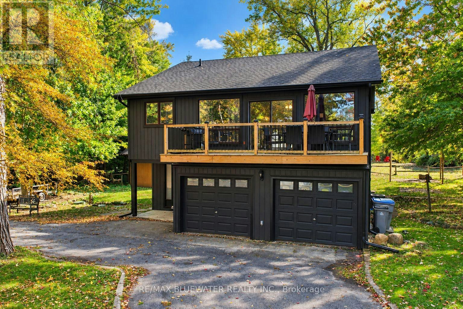 8437 Defore Drive, Lambton Shores, ON, N0M 1T0