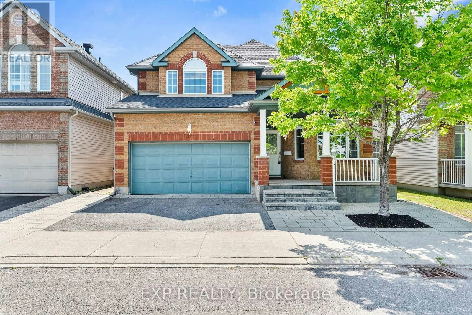 112 Redcliff Avenue, Ottawa, ON, K2J 5J7