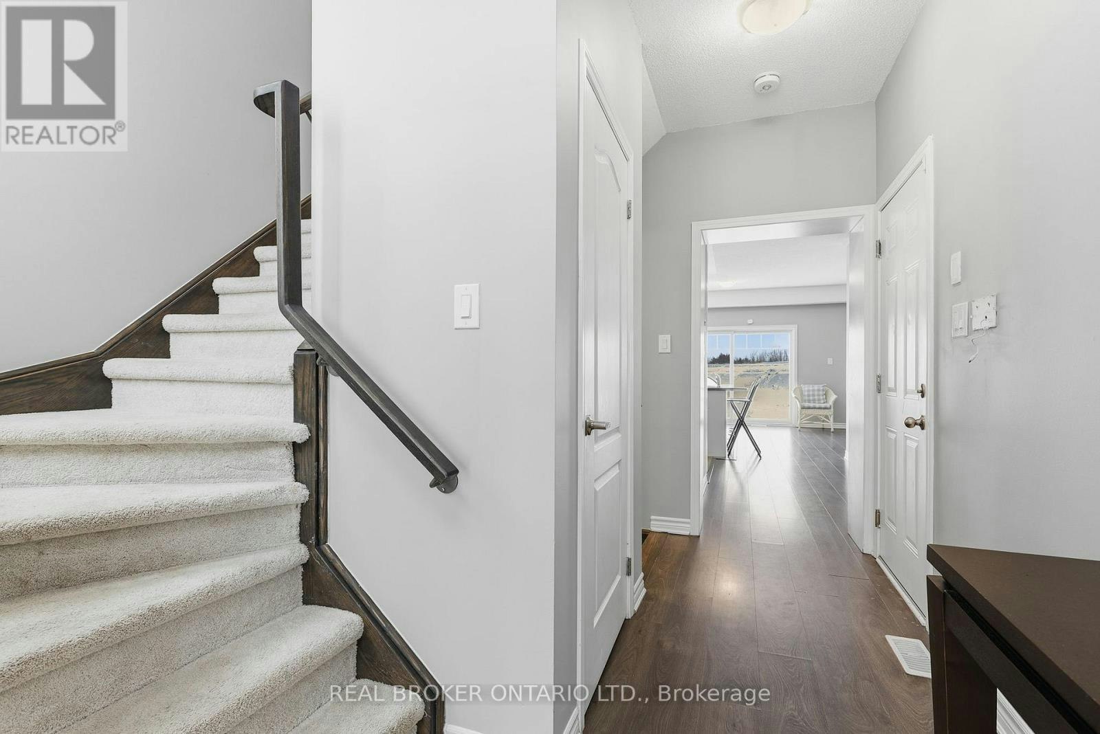 38 Sandhill Crane Drive, Wasaga Beach, ON, L9Z 0J6 - 6