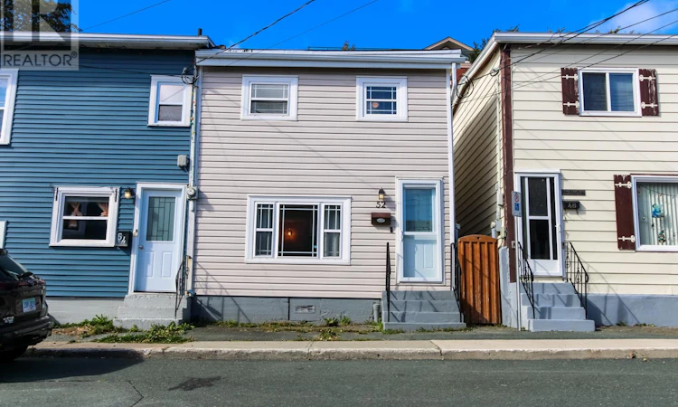 52 Cabot Street