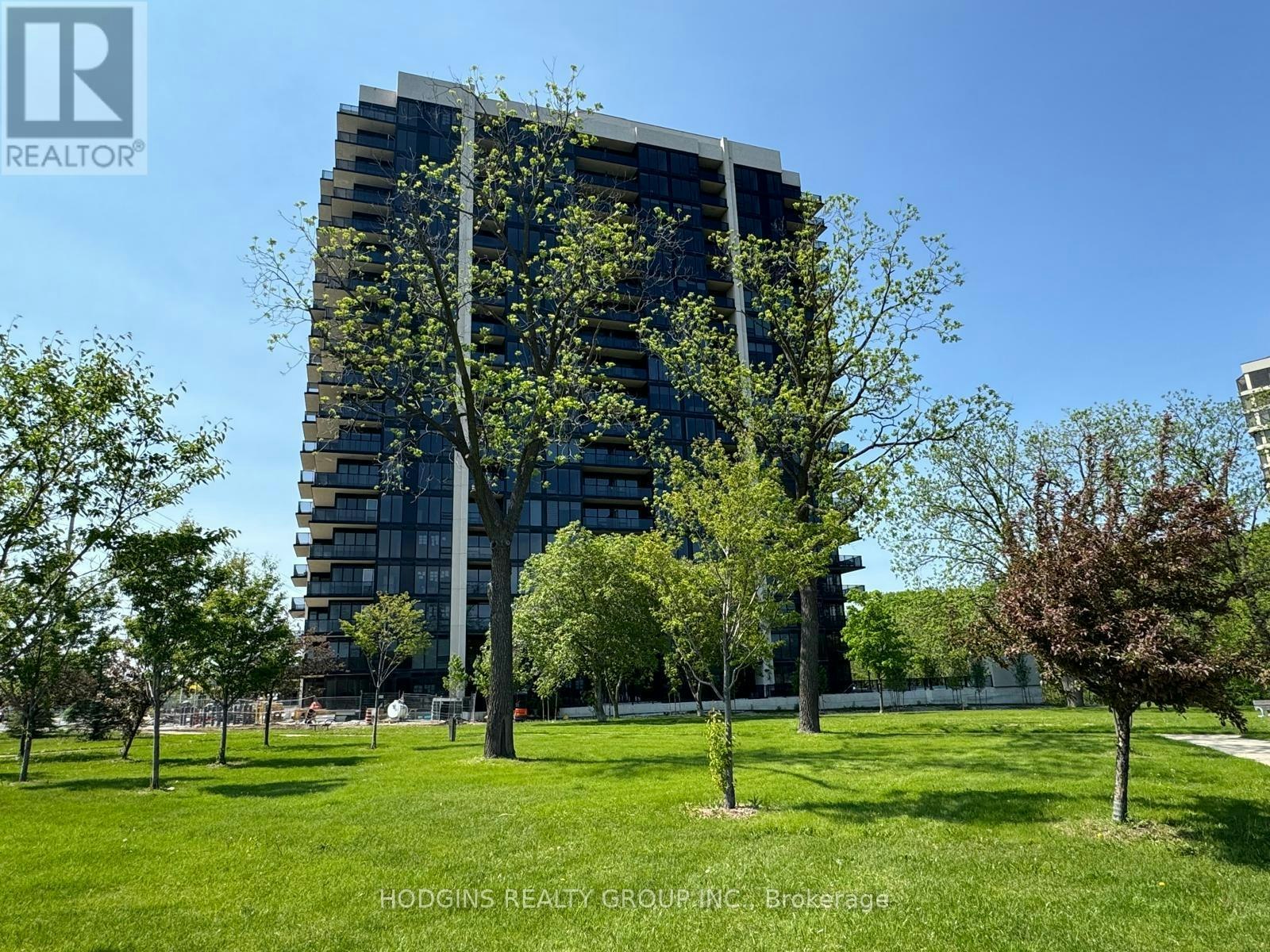 813-1035 Southdown Road, Mississauga, ON, L5J 0A2 - 2