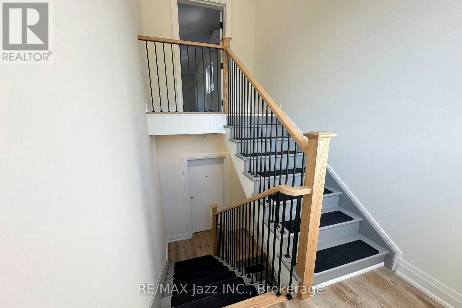 MAIN-760 Hoskin Avenue, Oshawa, ON, L1H 7R6 - 13