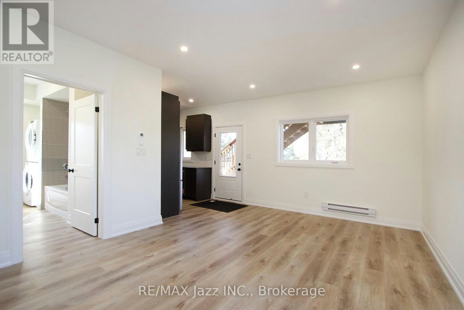 MAIN-760 Hoskin Avenue, Oshawa, ON, L1H 7R6 - 9