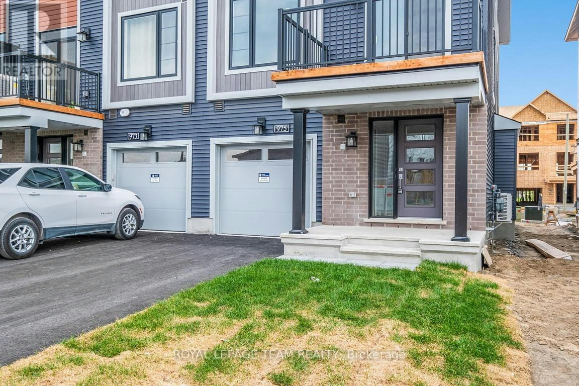975 Athenry Court, Manotick, ON, K2J 7E1 - 2