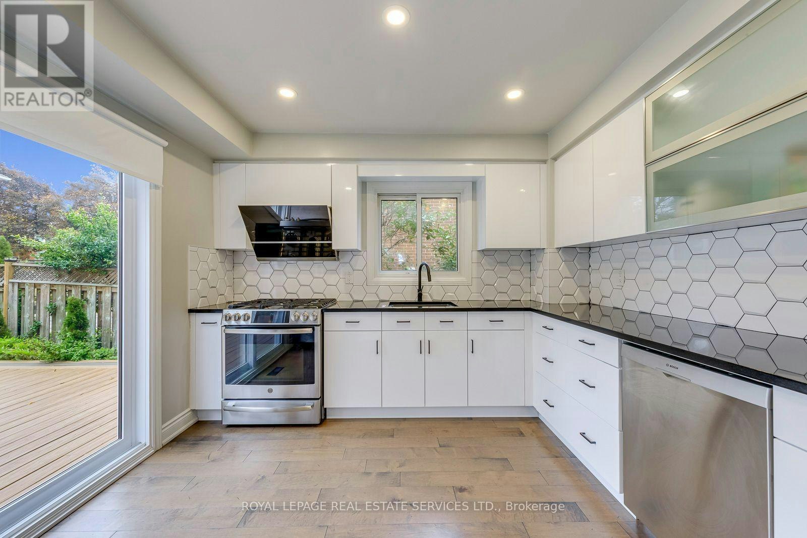 2100 Galena Crescent, Oakville, ON, L6H 4A2 - 9