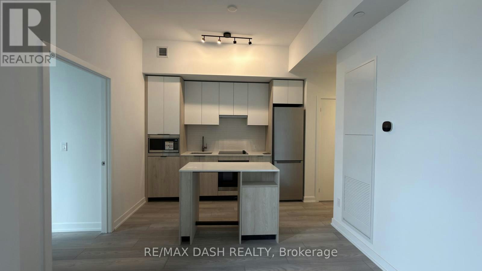 621-1007 The Queensway Avenue, Toronto, ON, M8Z 0H4 - 8