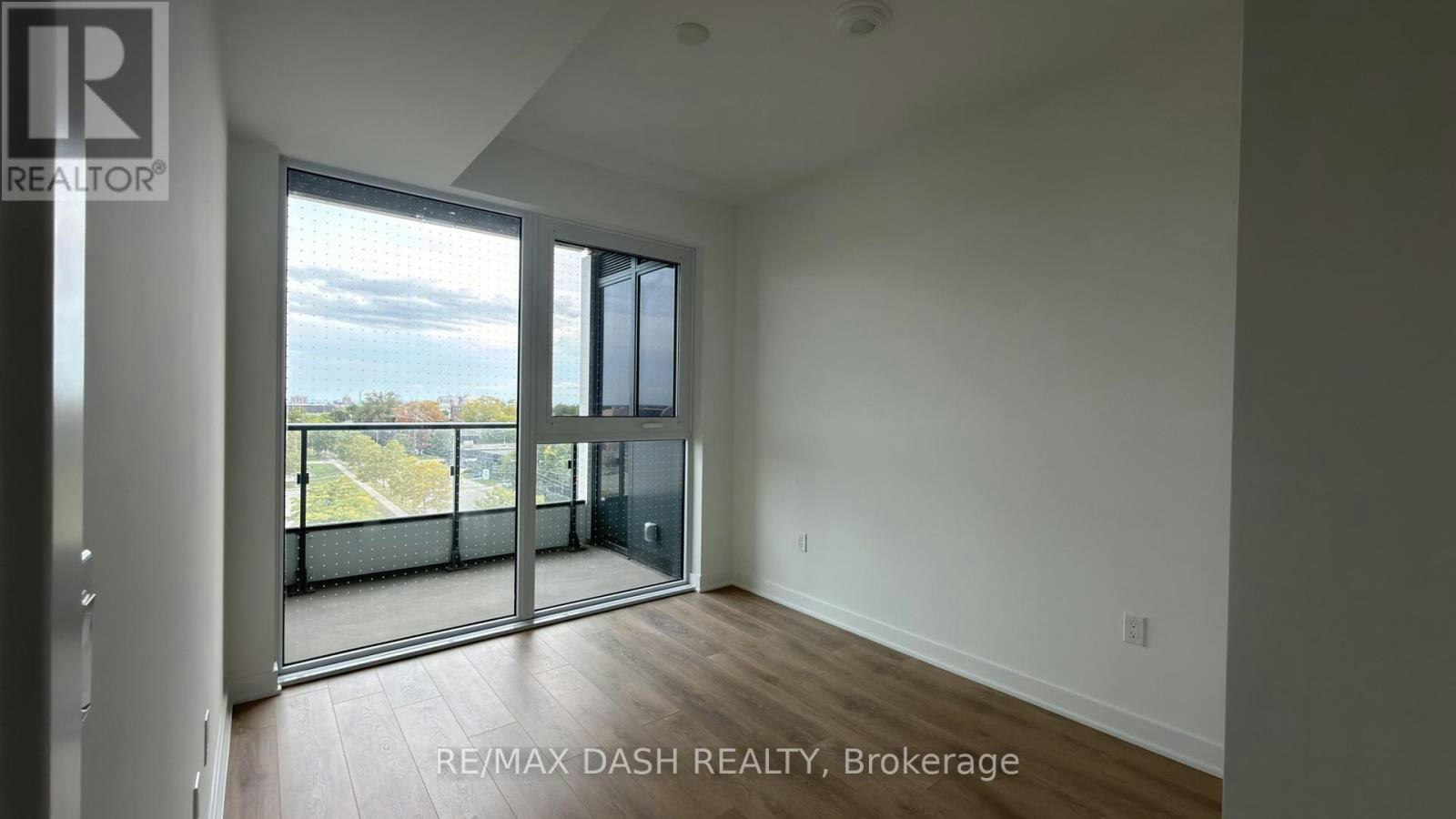 411-1037 The Queensway Avenue, Toronto, ON, M8Z 0H5 - 11